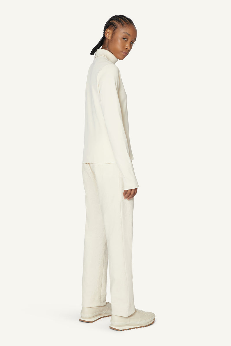 RIBBED ROLLNECK - CREAM