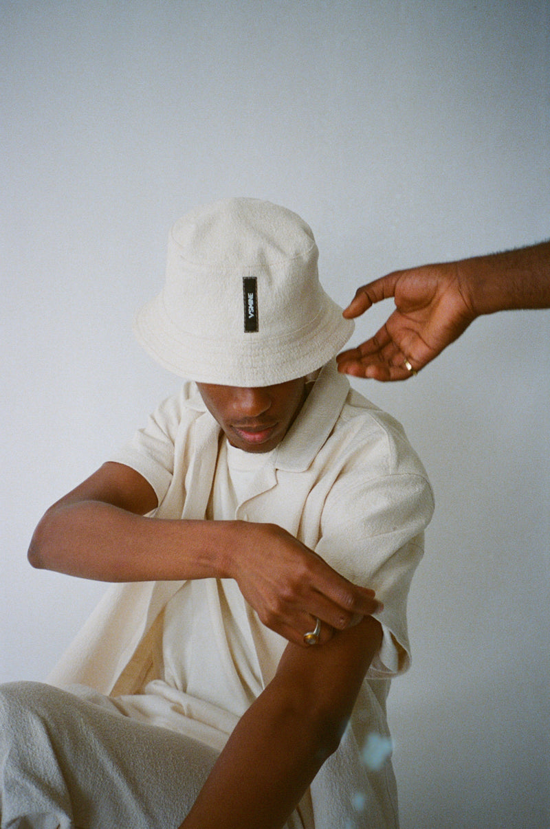 AZURE BUCKET HAT - CREAM